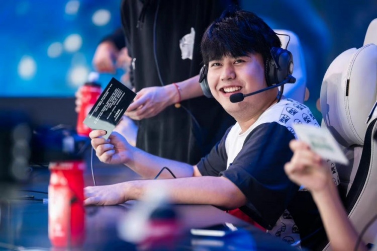 本身就是焦 本身就是焦